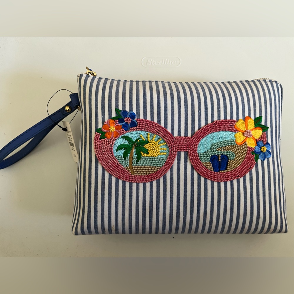 Wristlet